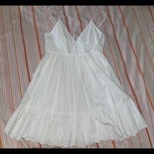 Zara fancy white dress size: S. Never wear. 100%new